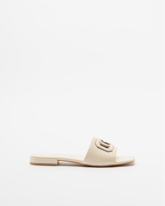 Chanclas Guess