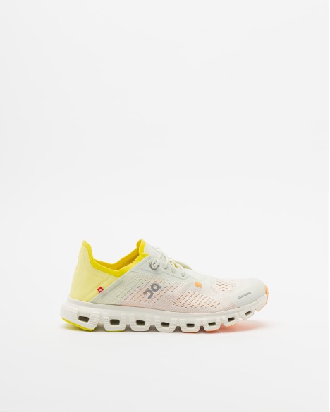 Witte sportschoenen On Running
