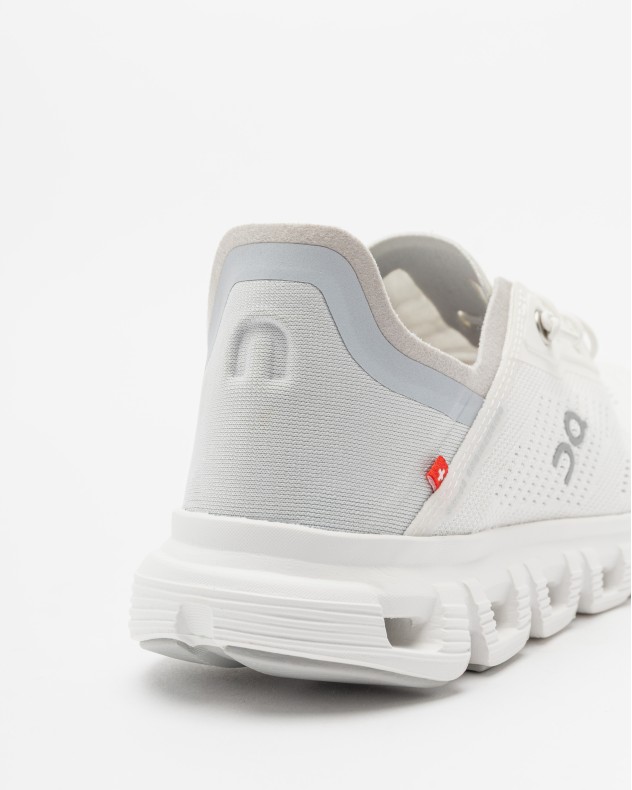 Sapatilhas brancas On Running