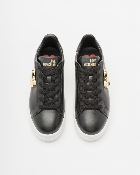 Sneakers Love Moschino