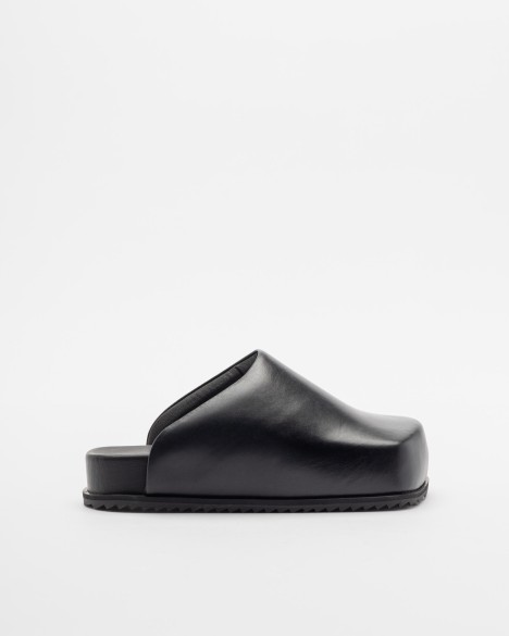 【関税込み】YUME YUME ブラック Wrinkle フラットシューズ YUME YUME Black Wrinkle Loafers | REVERSIBLE