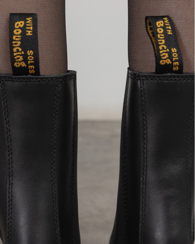 Dr Martens Chelsea boots