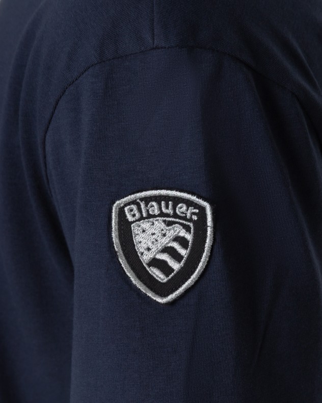Blauer T-shirt