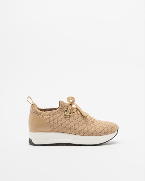 Sneakers Love Moschino