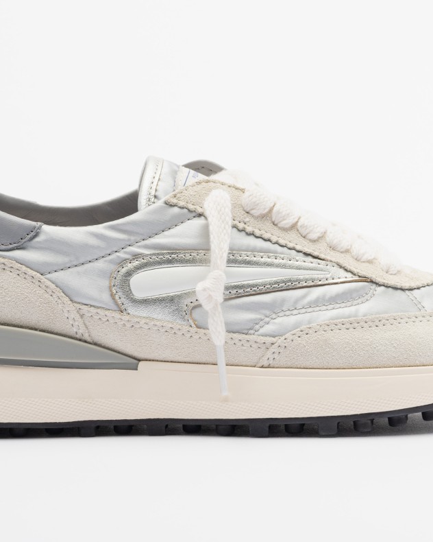 D.A.T.E. Sneakers