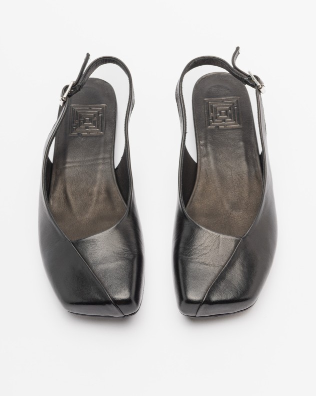 Open schoen aan de achterkant PROF