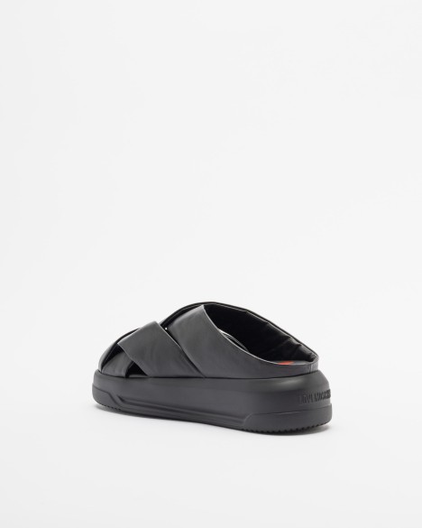 Chinelos de plataforma Love Moschino