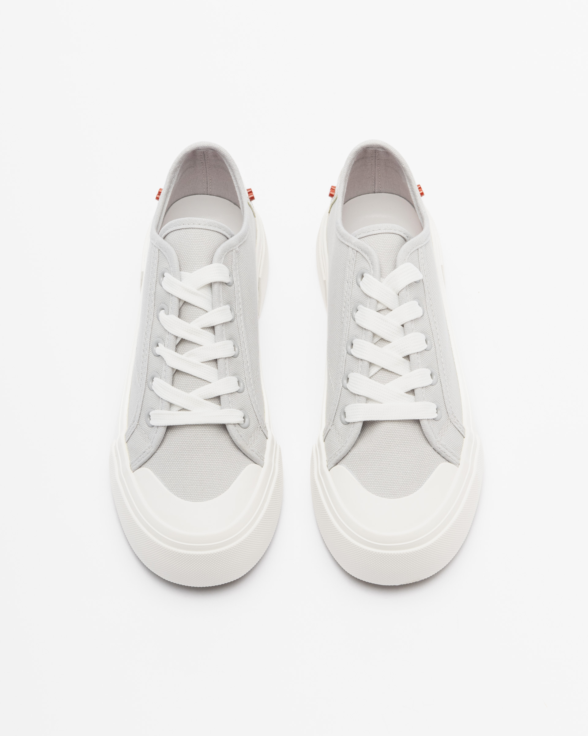 Sneakers Love Moschino