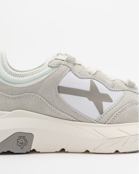 Sneakers Just Say Wizz