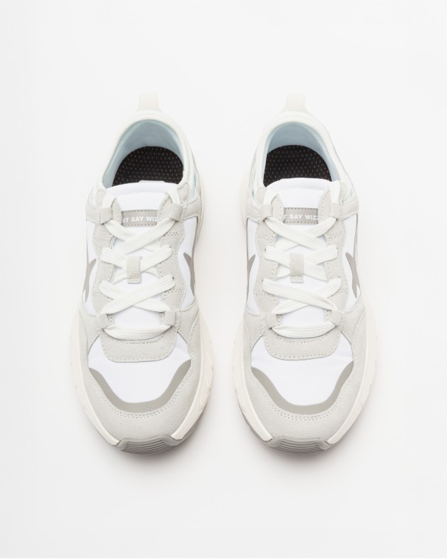 Sneakers Just Say Wizz