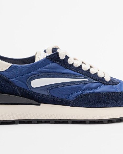 D.A.T.E. Sneakers