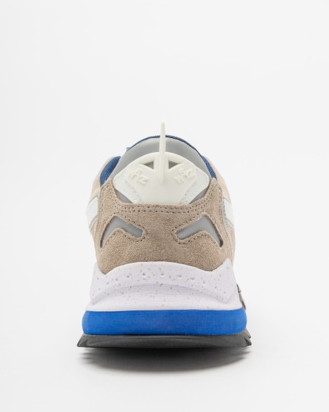 Sneakers Just Say Wizz