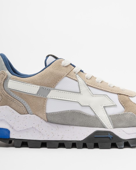 Sneakers Just Say Wizz