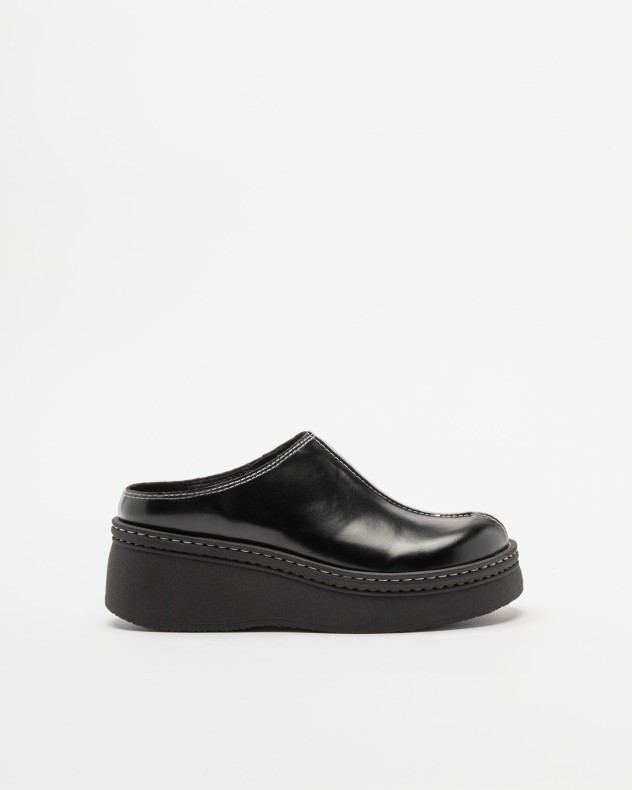 Mules E8 by Miista