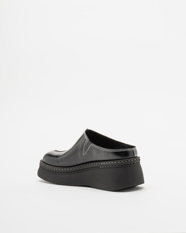 Mules E8 by Miista