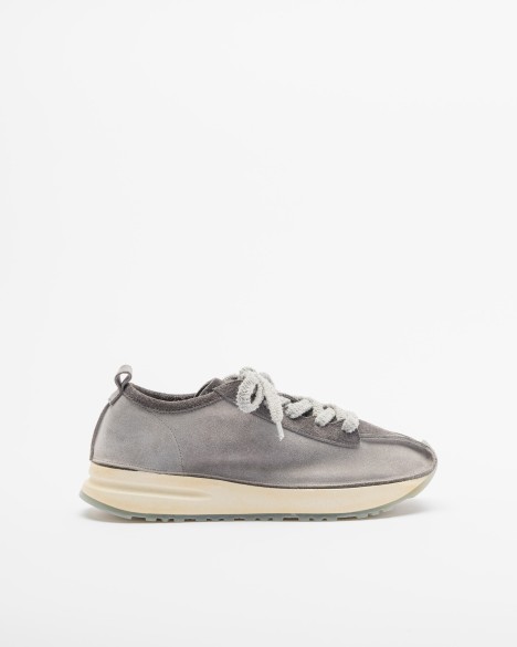 Moma Sneakers