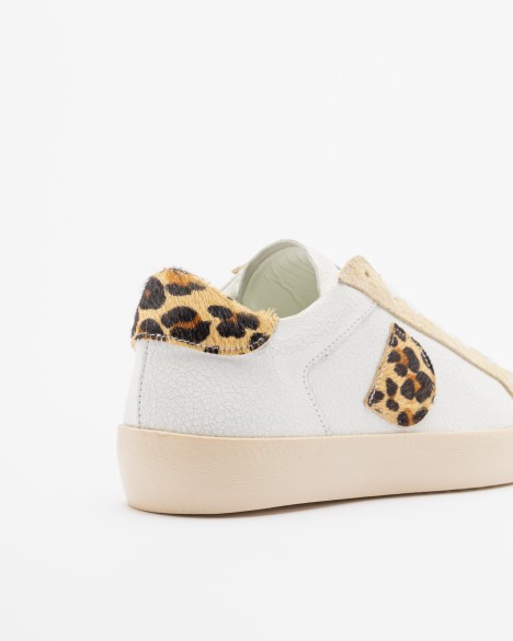 Dropp White sneakers