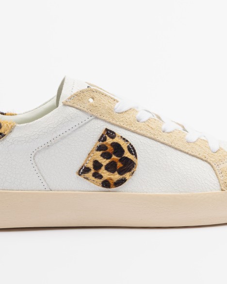 Dropp White sneakers