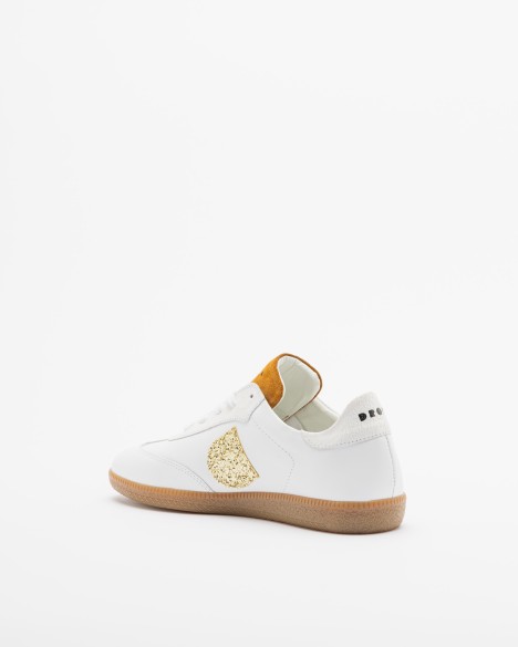 Dropp White sneakers
