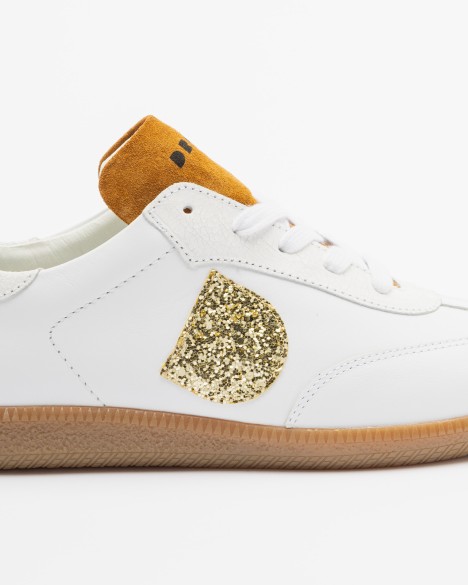 Dropp White sneakers