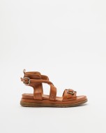 Pele 04 Camel