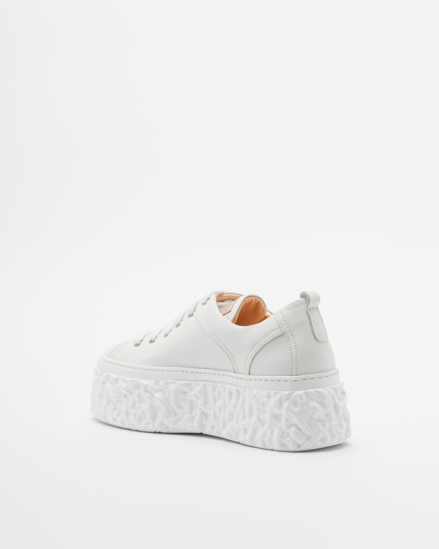 Baskettes blanches AGL