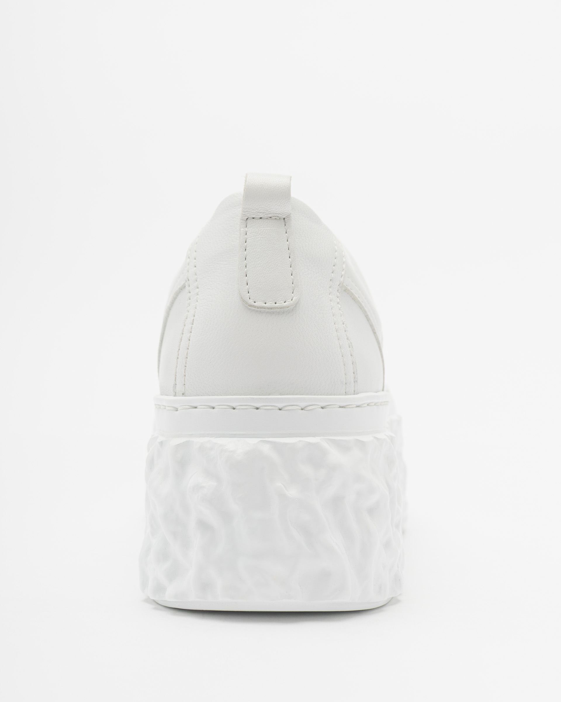 Baskettes blanches AGL