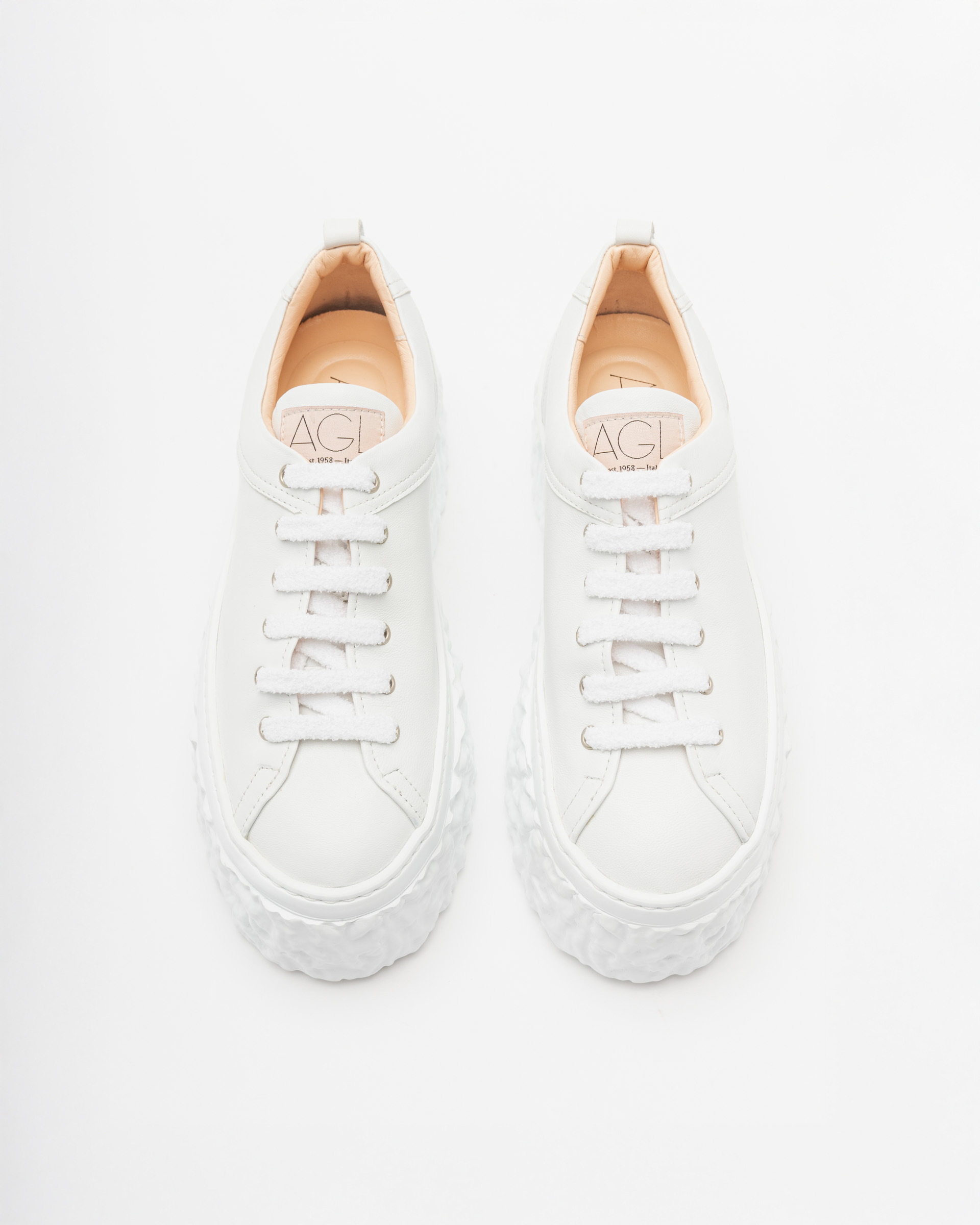 Baskettes blanches AGL