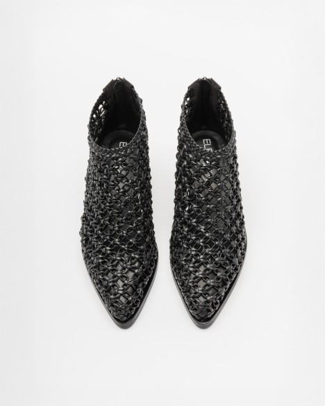 Enkellaarzen Elena Iachi