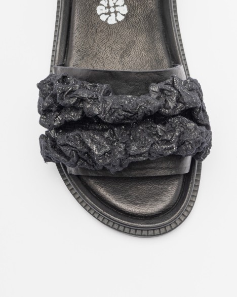 Sandales plates Papucei