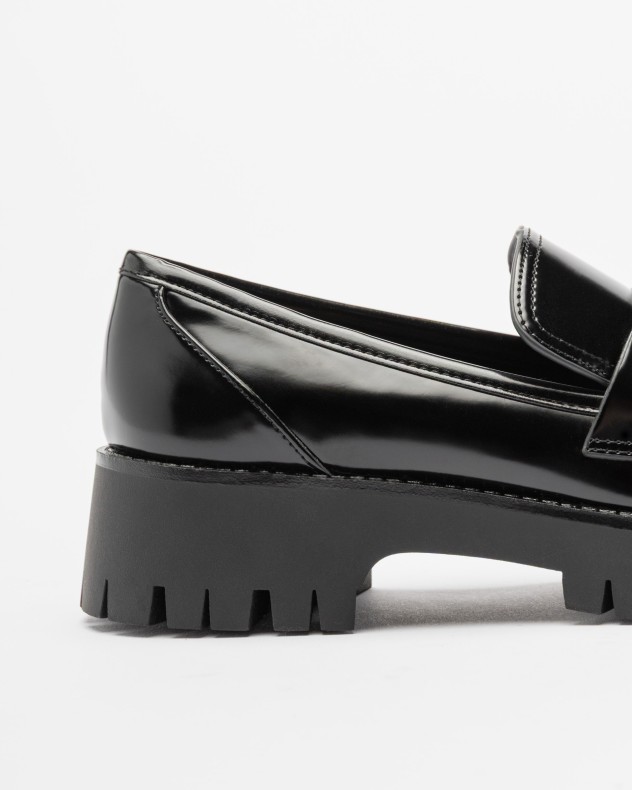 Loafers Guess