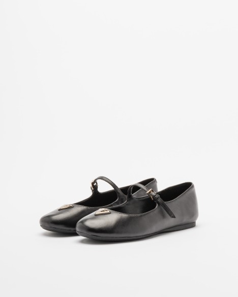 Sabrinas Guess Sabrinas Guess