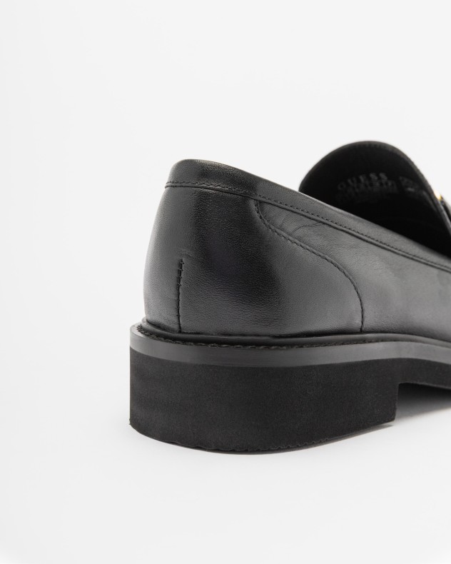 Mocasines Guess