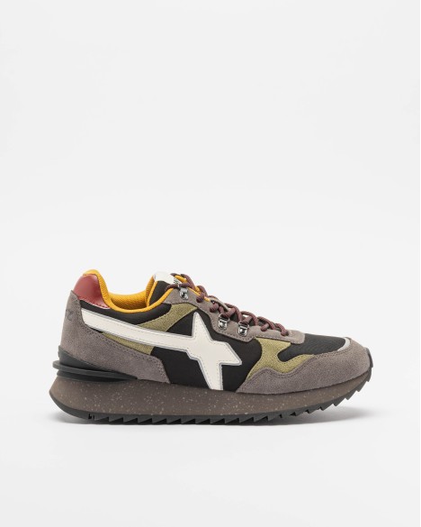 Sneakers Just Say Wizz