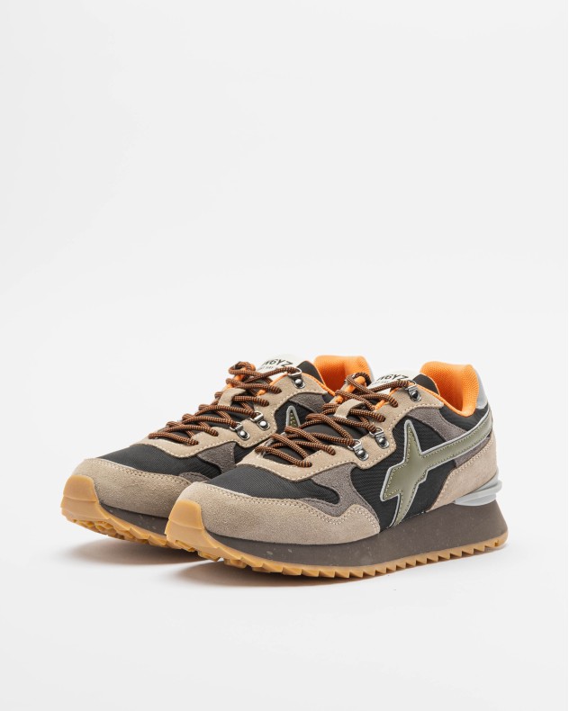 Sneakers Just Say Wizz