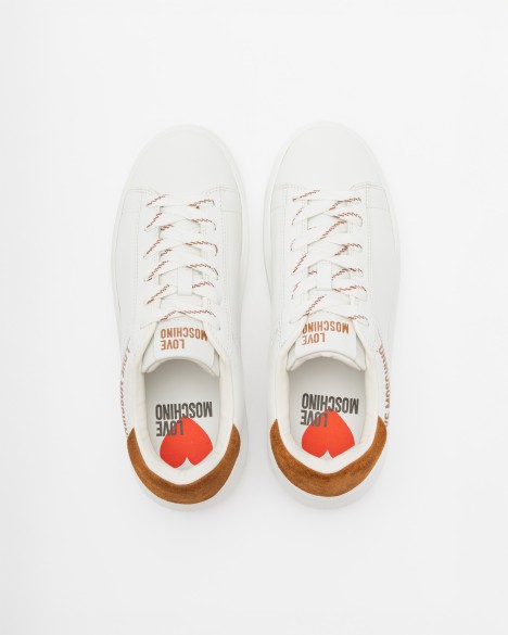Weiße Sneakers Love Moschino Weiße Sneakers Love Moschino