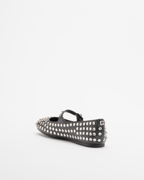 Sabrinas Guess Sabrinas Guess