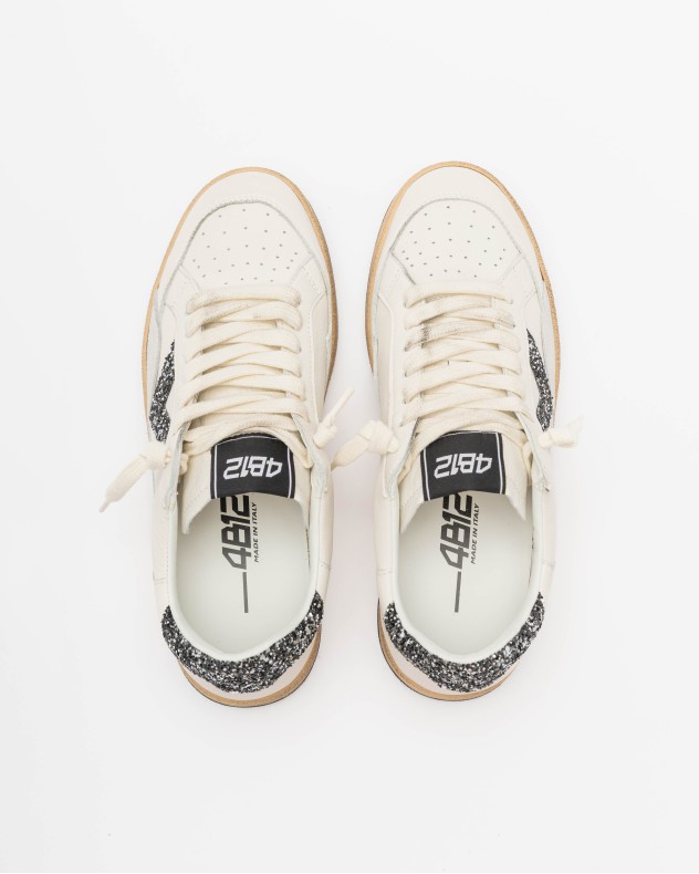 4B12 Sneakers