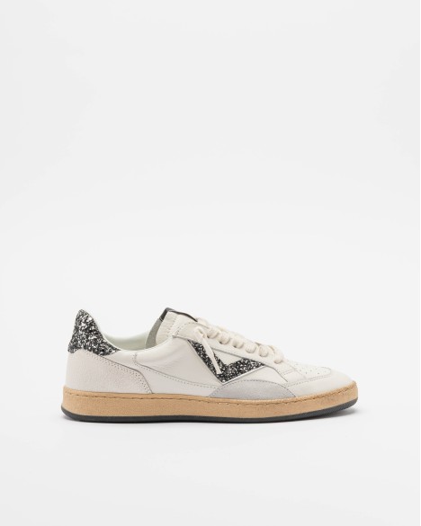 4B12 Sneakers