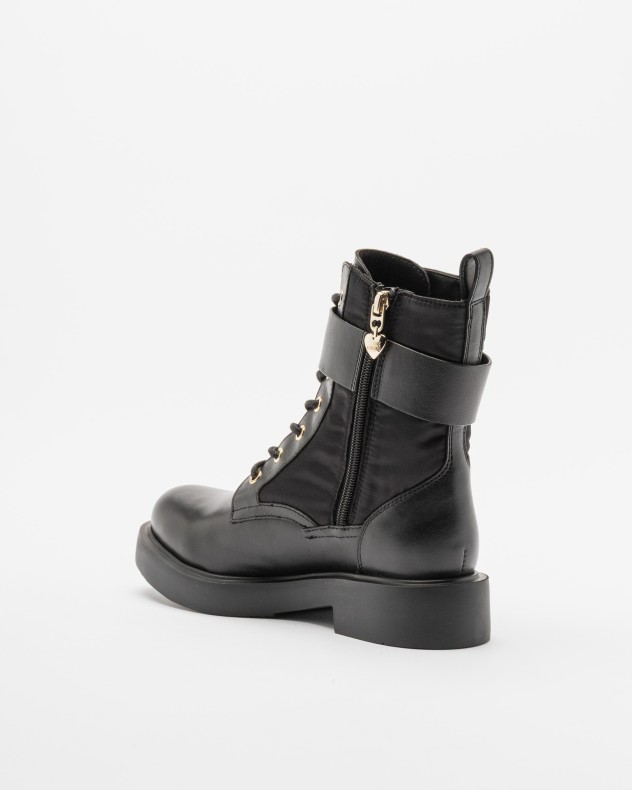 Botas Love Moschino