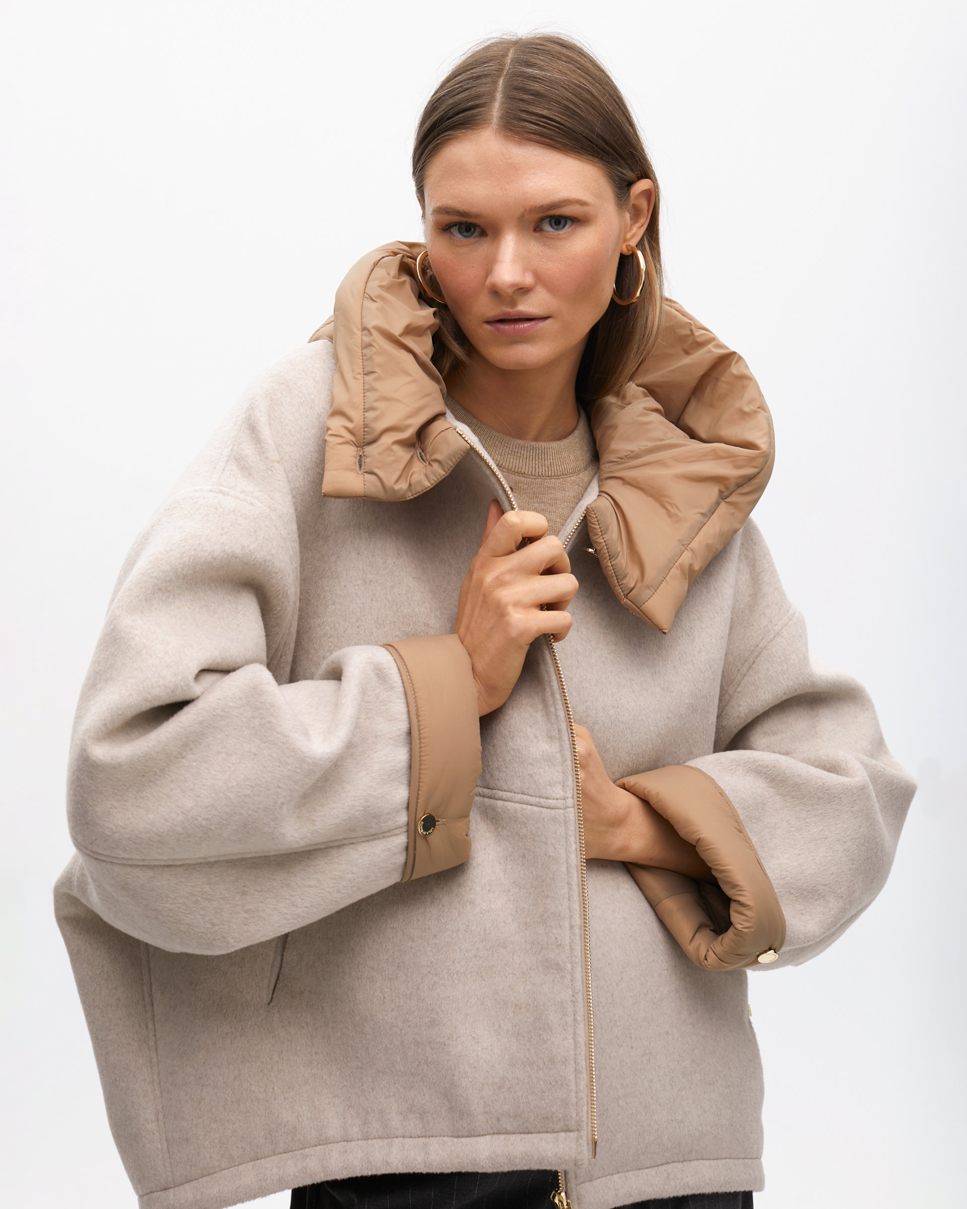 Giacca con cappuccio Maite by Lola