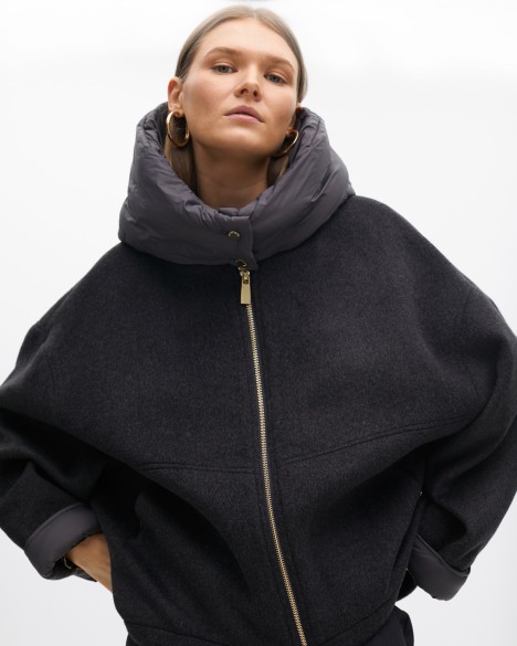 Chaqueta con capucha Maite by Lola
