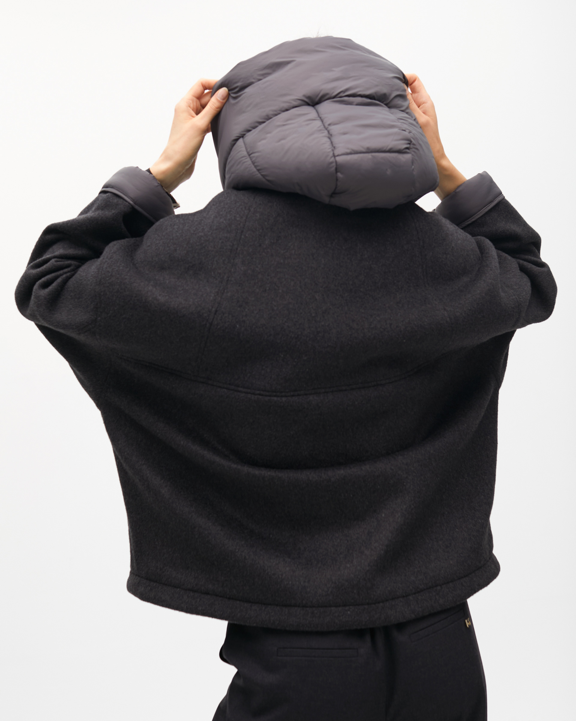 Giacca con cappuccio Maite by Lola