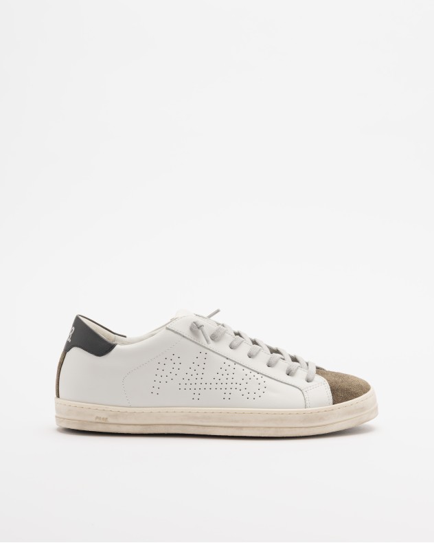 P448 White sneakers