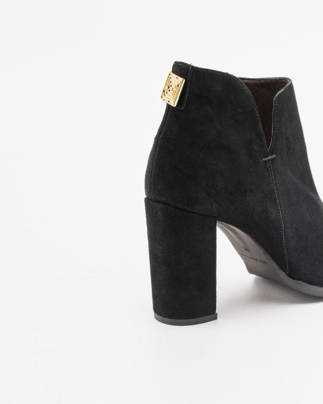 Botins PROF Botins PROF