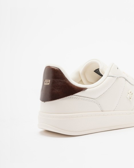 Baskettes blanches Tommy Hilfiger Baskettes blanches Tommy Hilfiger
