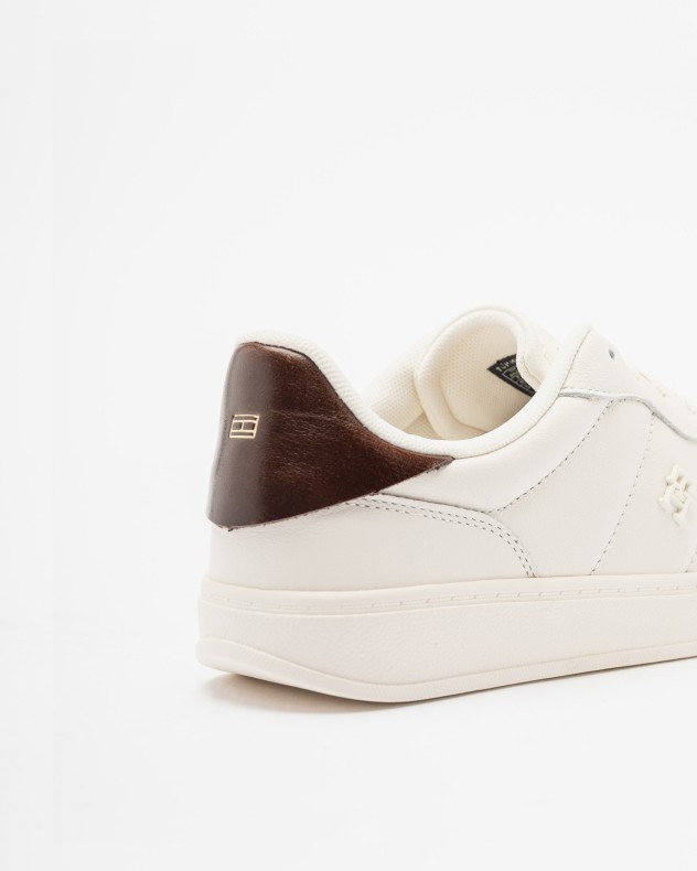 Tommy Hilfiger White sneakers