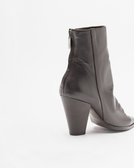 Botins PROF Botins PROF