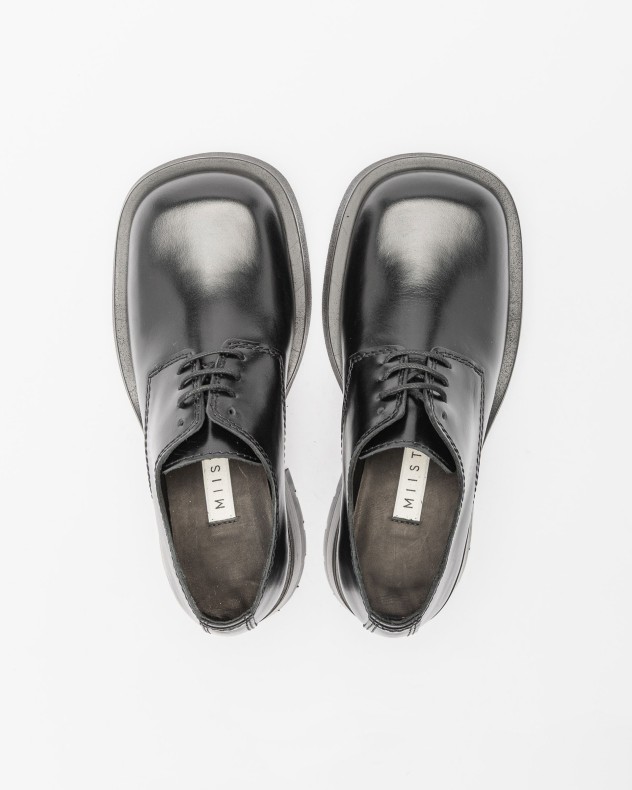Schuhe E8 by Miista