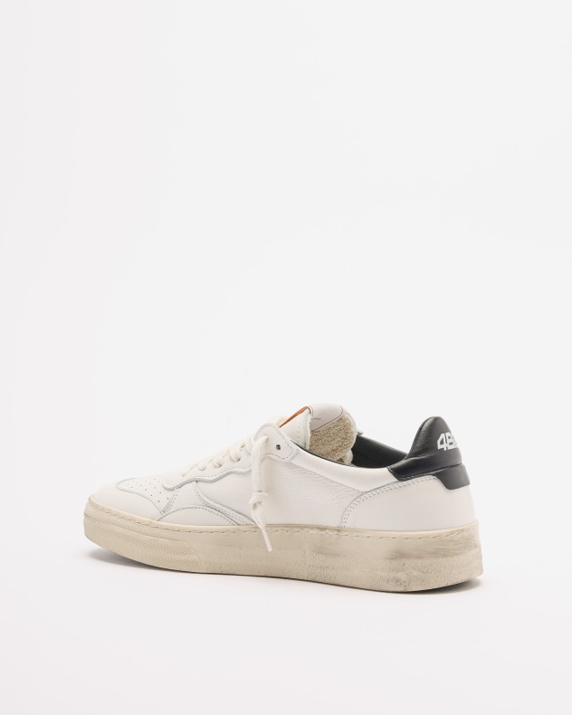 4B12 Sneakers